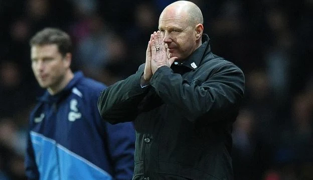 Biskup apeluje o wsparcie dla trenera