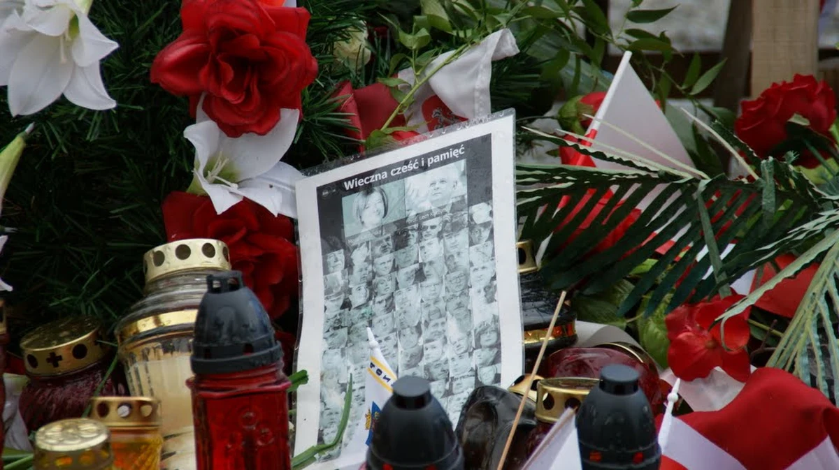 10 kwietnia nie będzie w Smoleńsku ani prezydenta Polski - Bronisława Komorowskiego, ani Rosji - Dimitrija Miedwiediewa. Nie odbędzie się też zapowiadana uroczystość  wmurowania kamienia węgielnego pod pomnik na miejscu katastrofy.