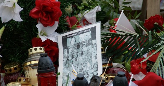 10 kwietnia nie będzie w Smoleńsku ani prezydenta Polski - Bronisława Komorowskiego, ani Rosji - Dimitrija Miedwiediewa. Nie odbędzie się też zapowiadana uroczystość  wmurowania kamienia węgielnego pod pomnik na miejscu katastrofy.