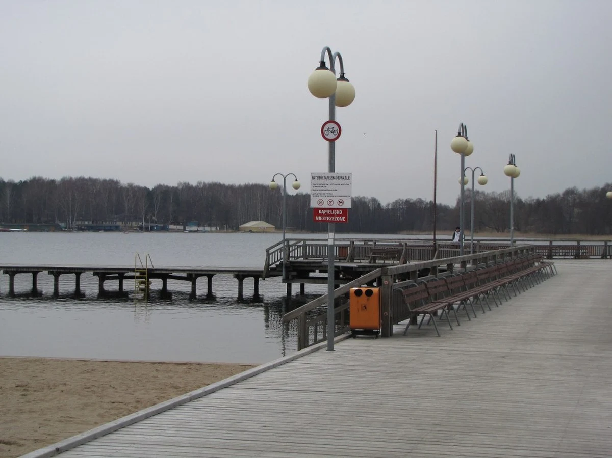 Władze Olsztyna nie będą mieć w tym roku problemu ze znalezieniem ratowników do letniej obsługi miejskich plaż. Sprawę uproszczą nowe przepisy, wprowadzające większą konkurencję między firmami dbającymi o bezpieczeństwo plażowiczów.