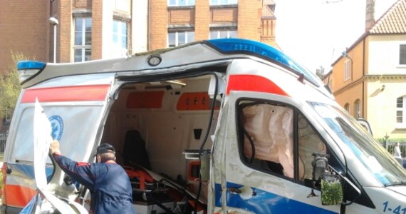W centrum Szczecina doszło po południu do wypadku z udziałem karetki pogotowia. Poszkodowany został kierowca ambulansu. W mieście tworzą się gigantyczne korki.
