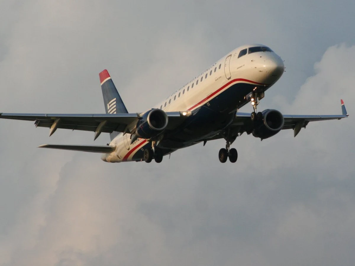 Chciałbyś wybrać się na długi weekend samolotem, by móc podziwiać w majowej aurze uroki Rzymu, Paryża, czy Londynu? Jeszcze nic straconego. Wciąż można znaleźć okazje cenowe, choć trzeba dobrze ich poszukać.