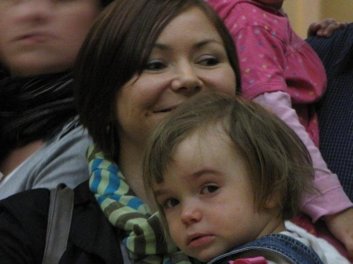 Dzięki radnym Platformy Obywatelskiej w Warszawie zapanowała żłobkowa próżnia prawna. Wszyscy mieszkańcy stolicy zapłacili za opieszałość samorządowców dwa miliony złotych. Nie wykluczone, że koszty bałaganu prawnego będą jeszcze większe. Przepisy obniżające opłaty za żłobki mogą być uchwalone najwcześniej na miesiąc.