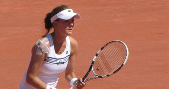 Agnieszka Radwańska awansowała do finału turnieju WTA Tour na kortach ziemnych w Brukseli (z pulą nagród 637 tys. dol.). Nasza tenisistka pokonała Estonkę Kaię Kanepi 7:6 (10-8), 6:3. W finale zmierzy się z Rumunką Simoną Halep, która wygrała ze Szwedkę Sofią Arvidsson.