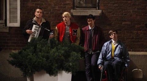 Zdjęcie ilustracyjne Glee odcinek 22 "New York"