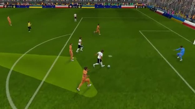 W 24. minucie meczu z Holandią Niemcy objęli prowadzenie po golu Mario Gomeza. Bramkę wypracował Bastian Schweinsteiger. Zobacz, jak do tego doszło.
