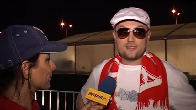 Moi fani wiedzą, że oprócz atramentu zostawiam na kartce również łzy - powiedział poetycko Mc Sobieski. Niestety, jego piosenka "Polska walcząca" nie znalazła się w pierwszej dziesiątce konkursu na przebój reprezentacji polskiej na Euro 2012.