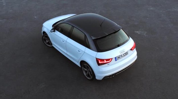 Kufer "familijnej" wersji nowego audi A1 sportback  mieści 270 l bagażu. Po rozłożeniu oparć tylnej kanapy przestrzeń bagażową powiększyć można do 920 litrów.