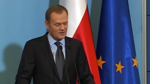 Donald Tusk poinformował, że nie zostanie podpisana nowa umowa koalicyjna PO-PSL. - Obaj z Waldemarem Pawlakiem możemy spać spokojnie, bo przez te cztery lata nigdy się nie oszukaliśmy i dlatego jestem spokojny - mówił premier.