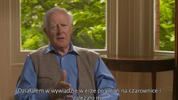 "Szpieg" to ekranizacja bestsellerowego thrillera szpiegowskiego Johna le Carré w oscarowej obsadzie. George Smiley - agent mający dostęp do najpilniej strzeżonych tajemnic wywiadu, tocząc walkę z czasem, rozpocznie śledztwo, które ujawni największy skandal w historii MI6.