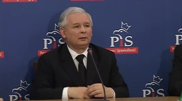 Polski Sejm, niestety, przeżywa okres degradacji - tak reakcję części posłów na ślubowanie Tomasza Kaczmarka skwitował Jarosław Kaczyński.