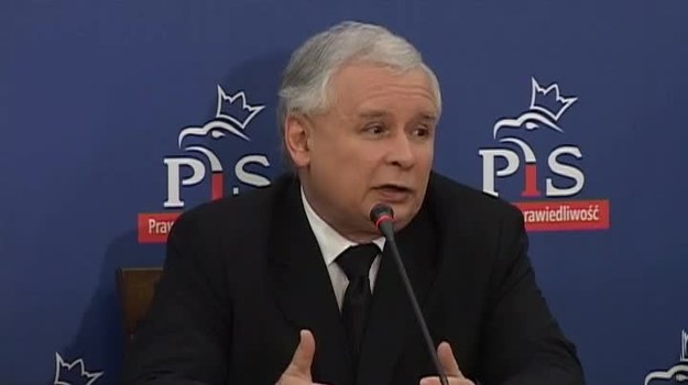 Jeśli ktoś wychodzi z klubu parlamentarnego, to wychodzi też z partii. My jesteśmy gotowi poczekać kilka dni na opamiętanie się - tak o "ziobrystach" zrzeszonych w klubie Solidarna Polska mówił Jarosław Kaczyński.