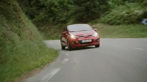 Kia wprowadza do sprzedaży nową generację modelu rio. Ceny są bardzo przystępne.