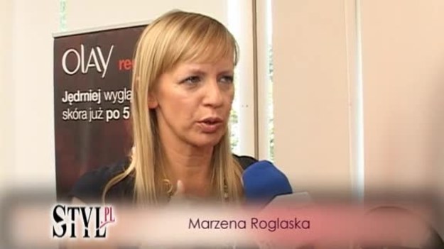 Latem mało się maluję, mało opalam, za to totalnie się balsamuję - mówi dziennikarka, Marzena Rogalska, zdradzając swój przepis na letnią pielęgnację i urodę.
