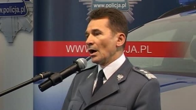 Zatrzymanie Szkatuły potwierdza, że nie odkładamy spraw na półkę - podkreślił komendant główny policji gen. insp. Andrzej Matejuk. Poinformował, że w ramach CBŚ od 1 czerwca powstanie specjalny wydział operacji pościgowych.
