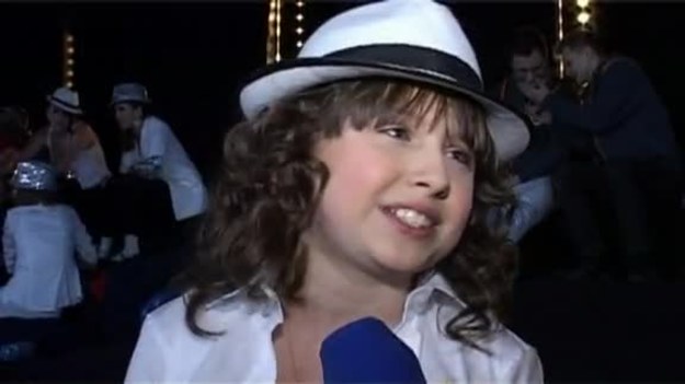 Eliza Kania musiała się pożegnać z programem "Bitwa na głosy", ponieważ zespół braci Golców odpadł z gry. Eliza nie zamierza jednak na tym poprzestać...