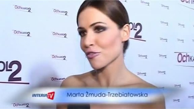 Moja bohaterka uwodzi Karola na "słodycz i landrynkę" - mówi Marta Żmuda-Trzebiatowska, która w komedii Piotra Wereśniaka zagrała Paulinkę.
