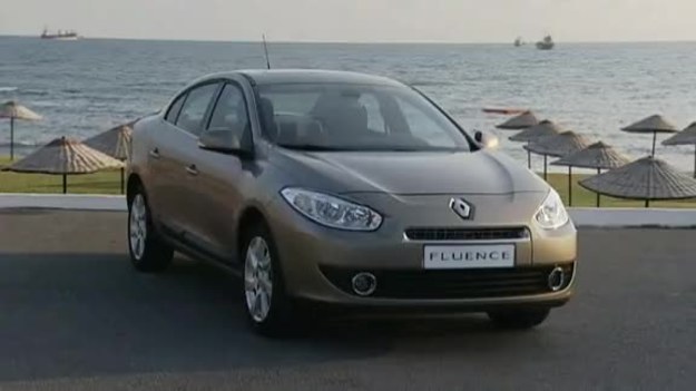 Renault fluence to nowy sedan, który zastąpi megane w wersji sedan.