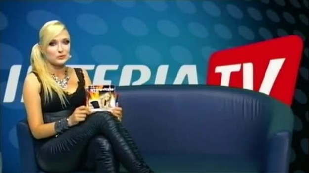 Popularna wokalistka, Gosia Andrzejewicz, przypomniała o sobie nową płytą "Wojowniczka", promowaną singlem "Otwórz oczy".