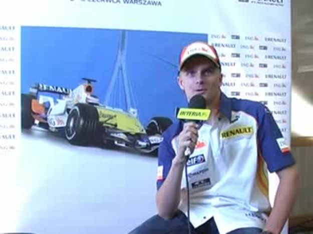 Na pytanie, czego mogą spodziewać się widzowie imprezy ING Renault F1 Roadshow w Warszawie, Heikki Kovalainen odpowiedział, że "na pewno będzie jechać tak szybko jak potrafi".