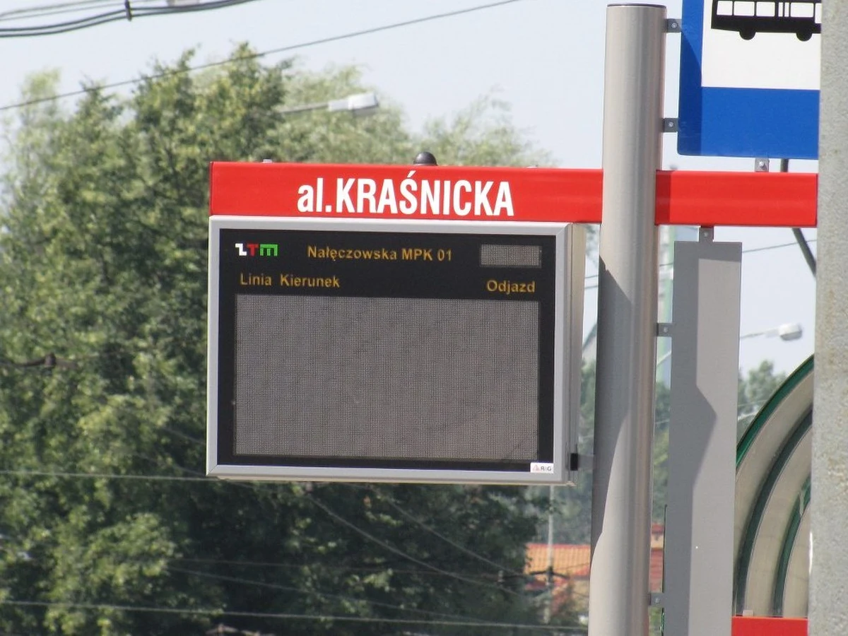 Epokowa rewolucja w komunikacji miejskiej w Lublinie. Na początek powstanie 28 nowych wiat przystankowych, w tym 6 z samoczyszczącymi automatycznymi toaletami. Oprócz tego, na blisko 50 przystankach już wkrótce ruszy elektroniczny system informacji. Wszystko będzie sterowane komputerami połączonymi z GPS-em.