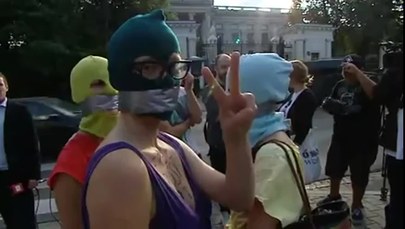 "Panie Putinie, wolność nie zginie!" Protest zwolenników Pussy Riot w Warszawie