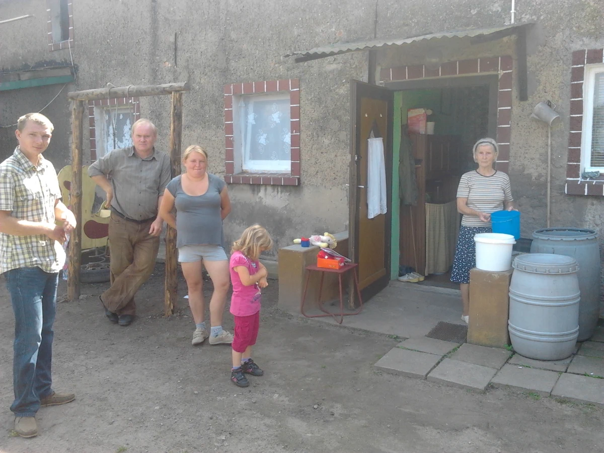 Jest szansa na budowę studni w wiosce Wysokie koło Choszczna, gdzie kilkunastu mieszkańców od 5 lat korzysta z beczkowozów. Studnia i stacja uzdatniania mogą być gotowe za kilka miesięcy.  
