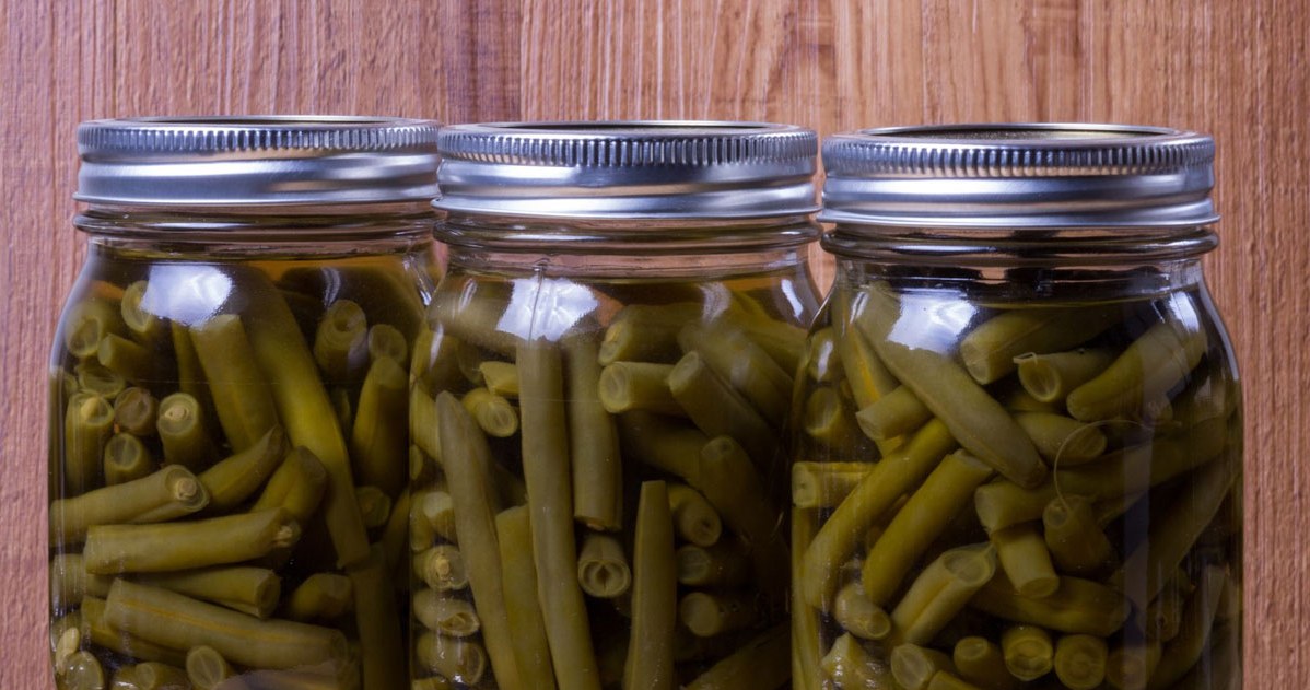 Zerwij w warzywniku i włóż do słoików. Te kiszonki biją na głowę ogórki czy kapustę