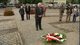 Ujęcia na filmie:
1. Pomnik Poległych Stoczniowców i brama stoczni
2. Lech Wałęsa składa wieniec
3. Lech Wałęsa spiera się z krzyczącym mężczyzną
