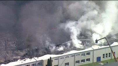 Pożar fabryki styropianu w Łochowie 
