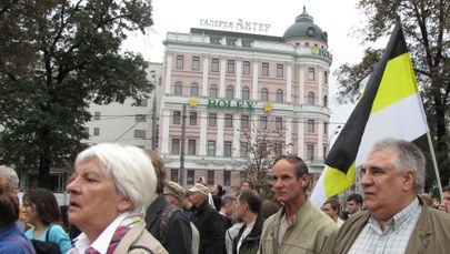 Masowo przeciw Putinowi. W gotowości 7 tys. mundurowych