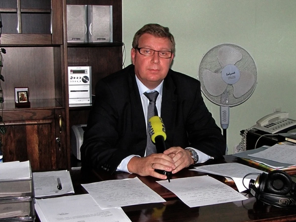 Będzie postępowanie dyscyplinarne wobec prezesa Sądu Okręgowego w Gdańsku Ryszarda Milewskiego. Tak postanowiło prezydium Krajowej Rady Sądownictwa. Sędzia był negatywnym bohaterem prowokacji dziennikarskiej w sprawie Amber Gold. Osoba podająca się za asystenta szefa kancelarii premiera miała ustalać z nim szczegóły związane m.in. ze posiedzeniem sądu dot. zażalenia na areszt szefa parabanku.