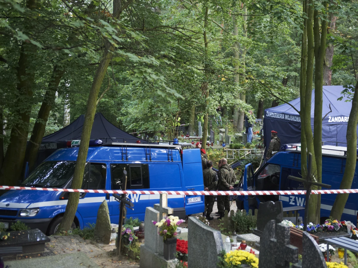 Skończyła się sekcja drugiego ciała ofiary katastrofy smoleńskiej, wydobytego z grobu w Warszawie. Rodzina Anny Walentynowicz nie ma pewności, że ekshumowane szczątki należą do legendy Solidarności. Krewni dodają, że trzeba poczekać na wyniki badań DNA.