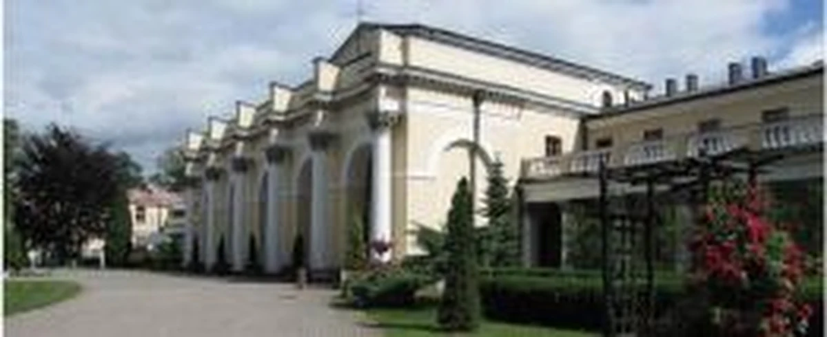 Ministerstwo Skarbu rezygnuje z masowej prywatyzacji uzdrowisk - dowiedział się nasz dziennikarz Krzysztof Berenda. Resort zdecydował, że jeżeli jakiś samorząd będzie chciał przejąć lokalne uzdrowisko - będzie mógł to zrobić. 