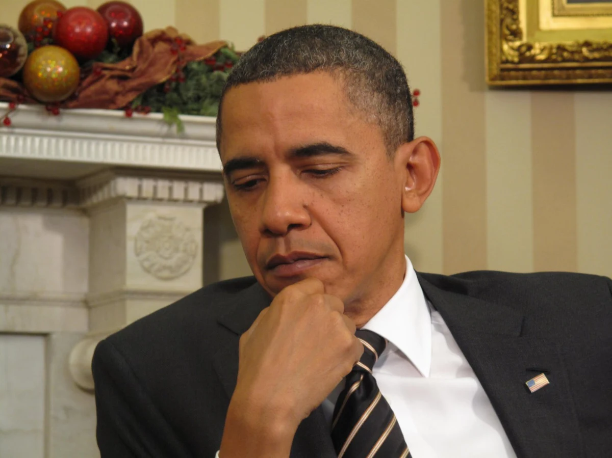 „Człowieku, uczestniczysz w historycznej chwili. Ten świat zmieni się na lepsze. Koniec wojen, koniec z kryzysem, koniec nierówności społecznych. Ameryka znów będzie liderem” – przekonywał mnie rozradowany młody Polak spotkany 4 lata temu w noc wyborczą w Chicago. Stałem wtedy pod wielką scena w Parku Granta, na której za chwilę miał pojawić się zwycięzca wyborów prezydenckich. Tłum szalał. Czy chociaż część tamtego entuzjazmu przetrwała do tej pory?