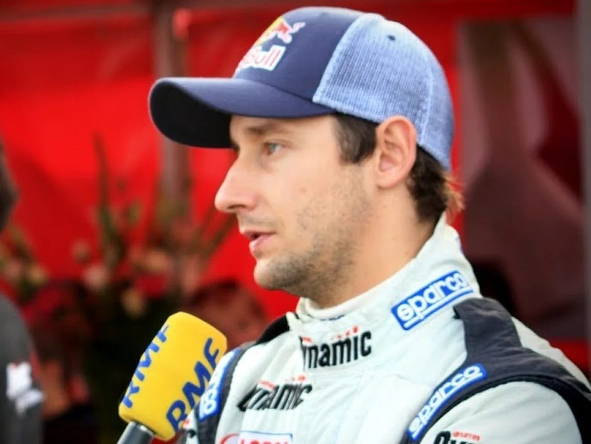 Michał Kościuszko kończy przygotowania do Rajdu Sardynii, przedostatniej eliminacji mistrzostw świata PWRC. Nasz kierowca w klasyfikacji generalnej zajmuje drugie miejsce, ale ciągle walczy o tytuł z Benito Guerrą z Meksyku. „Jestem w stanie wygrać na Sardynii” – stwierdził w rozmowie z Patrykiem Serwańskim. „Muszę przygotować się na każdy scenariusz” – zastrzegł.