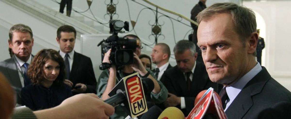 Donald Tusk poinformował, że w piątek złoży wniosek o wotum zaufania dla swojego rządu. "Jestem przekonany, że wotum zaufania potwierdzi mandat, jaki otrzymaliśmy od wyborców" - dodał szef rządu.