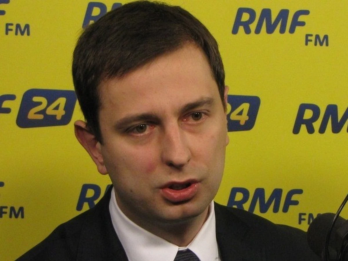 To propozycja realnie mająca na celu zmianę podejścia do polityki prorodzinnej – mówi o przedstawionym przez premiera projekcie wydłużenia urlopu macierzyńskiego szef resortu pracy Władysław Kosiniak-Kamysz. „Tutaj nie trzeba podchodzić tak bezpośrednio do kosztów. Tu trzeba podchodzić jak do inwestycji” - dodaje. „Inwestycja w polską rodzinę jest konieczna. Czy ona jest stratą?” – odpowiada na pytania o koszty wprowadzenia zmian w życie.