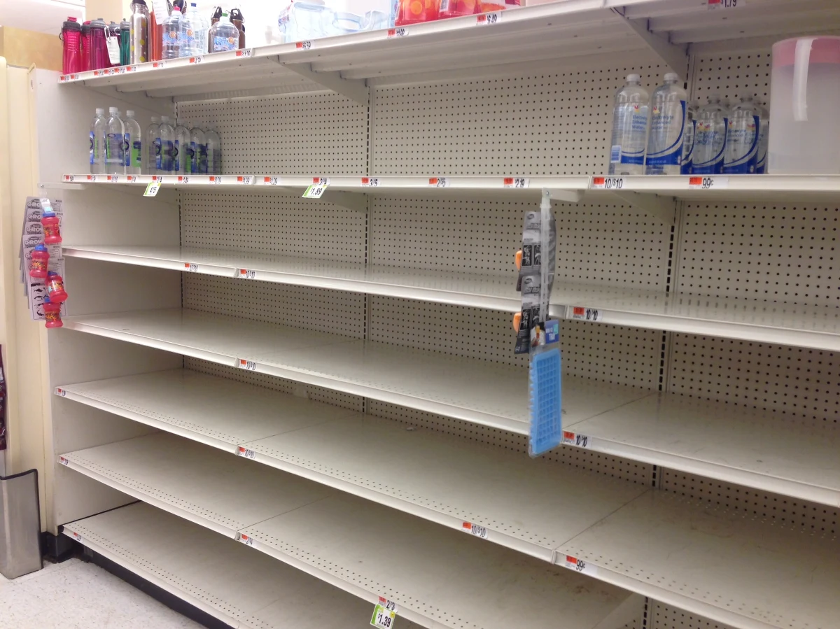 Huragan Sandy zbliża się do wschodniego wybrzeża Stanów Zjednoczonych. Meteorolodzy nadali mu też nazwę „Frankenstorm” bo ma być potężny i objąć duży teren. 