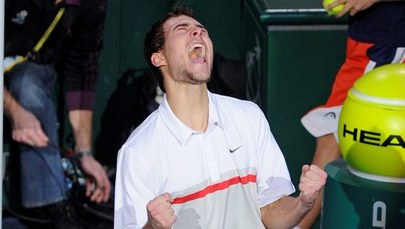 Gilles Simon pokonany, Jerzy Janowicz w finale turnieju w Paryżu