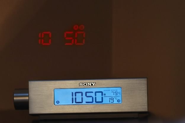 Sony Icf C717pj Budzik Z Projektorem Nowe Technologie W Interia Pl