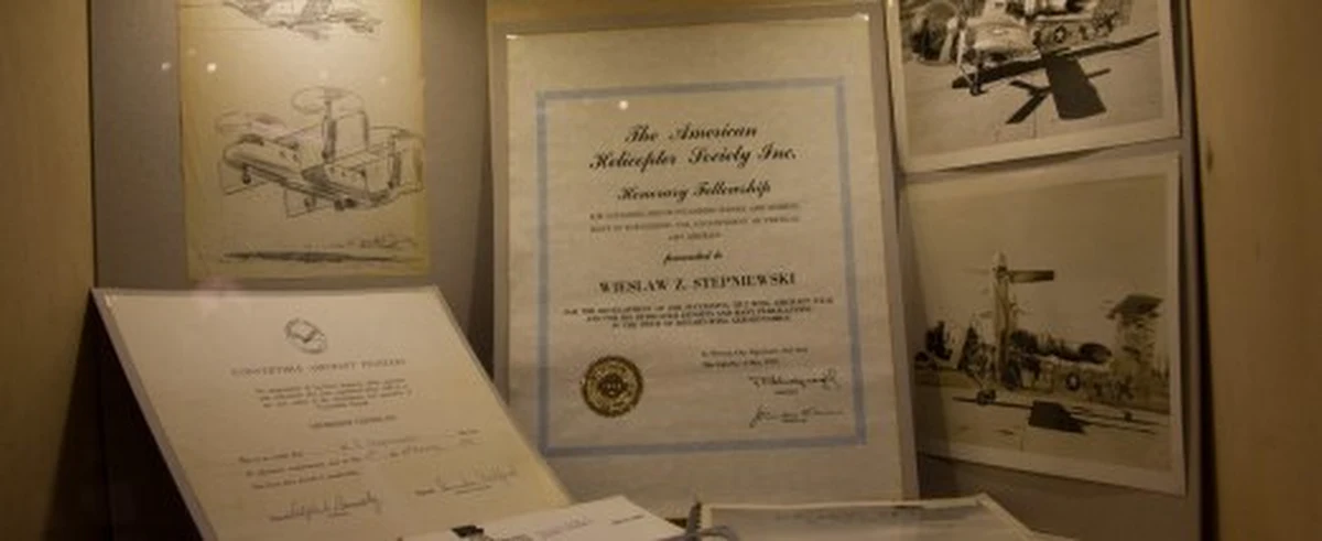 Na dwa dni przed oficjalnym przekazaniem najnowszego samolotu Boeinga Dreamlinera dla Polskich Linii Lotniczych LOT, w amerykańskim Seattle uroczyście otwarto wystawę przygotowaną przez Muzeum Lotnictwa w Krakowie. Jej tytuł to "Frank Piasecki i inni konstruktorzy”.