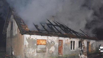 Warmińsko-mazurskie: 3 osoby zginęły w pożarze domu