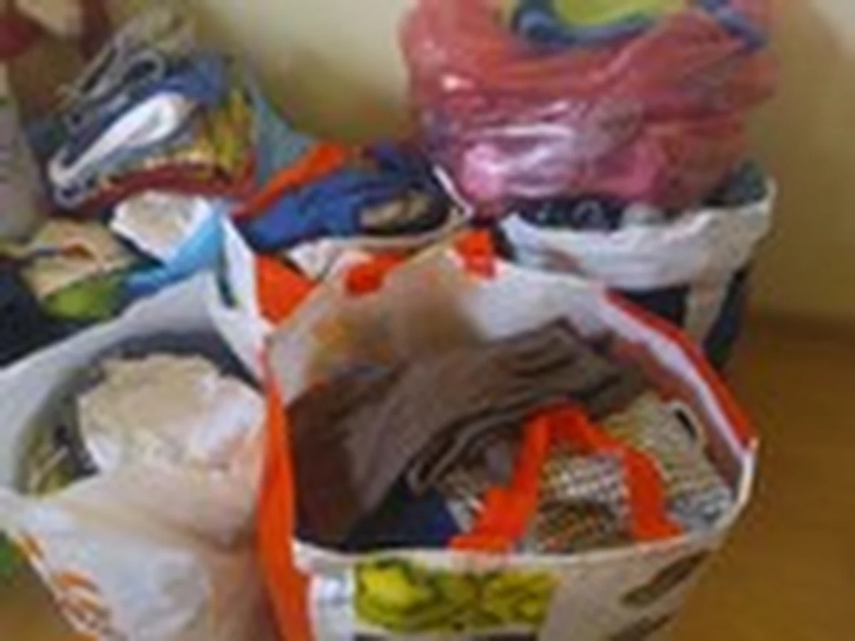 Ponad 70 tysięcy złotych dostała od ludzi dobrej woli z całej Polski rodzina pogorzelców ze Świdnicy. Państwo Mrozowie stracili w pożarze 8-miesięczną córeczkę i dach nad głową. 