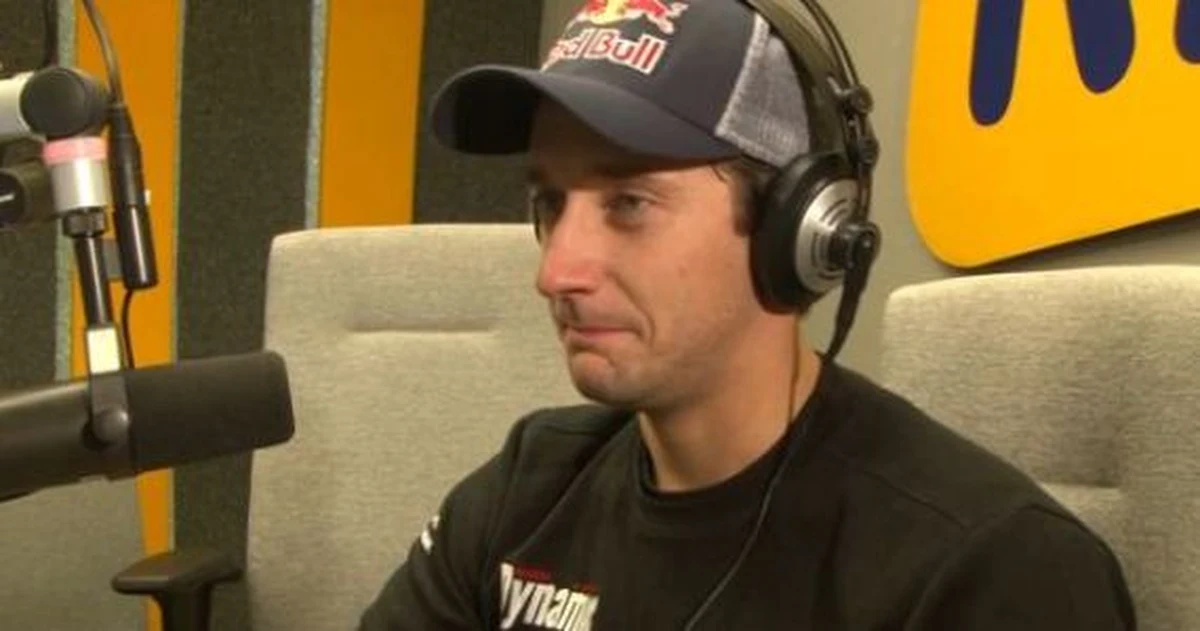 "Robert Kubica jest nowicjuszem, jeżeli chodzi o rajdy, więc jego dokonania są imponujące. Myślę, że zaskoczył wszystkich swoją prędkością. Podkreślam jednak, że rajdy samochodowe to jest suma doświadczeń, a zdobyć doświadczenie trzeba po prostu jeżdżąc w wielu, wielu rajdach - powiedział w rozmowie z RMF FM kierowca rajdowy Michał Kościuszko. Kubica pożegnał się dzisiaj z Rallye du Var po wypadku na przedostatnim odcinku specjalnym.