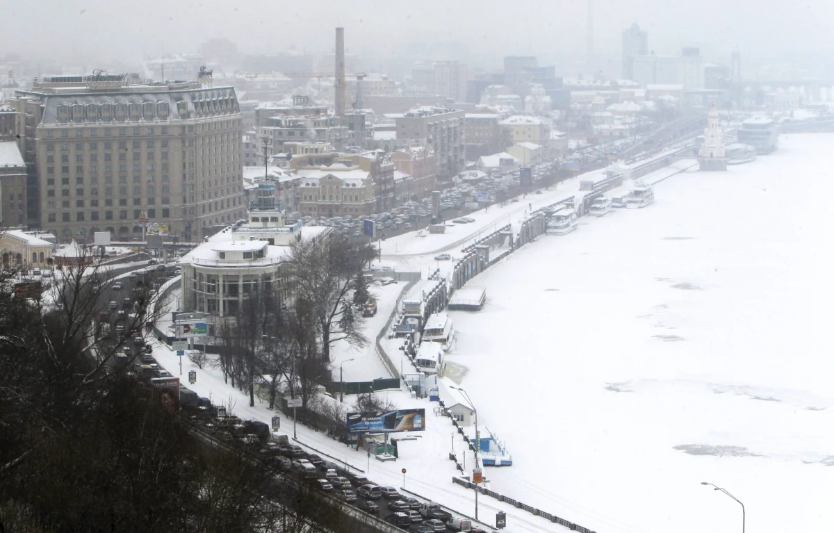 Aż 19 osób zmarło w ciągu ostatniej doby na Ukrainie z powodu wychłodzenia organizmu - poinformowało ukraińskie ministerstwo zdrowia. Od początku grudnia odnotowano w kraju już 37 ofiar śmiertelnych fali mrozów.