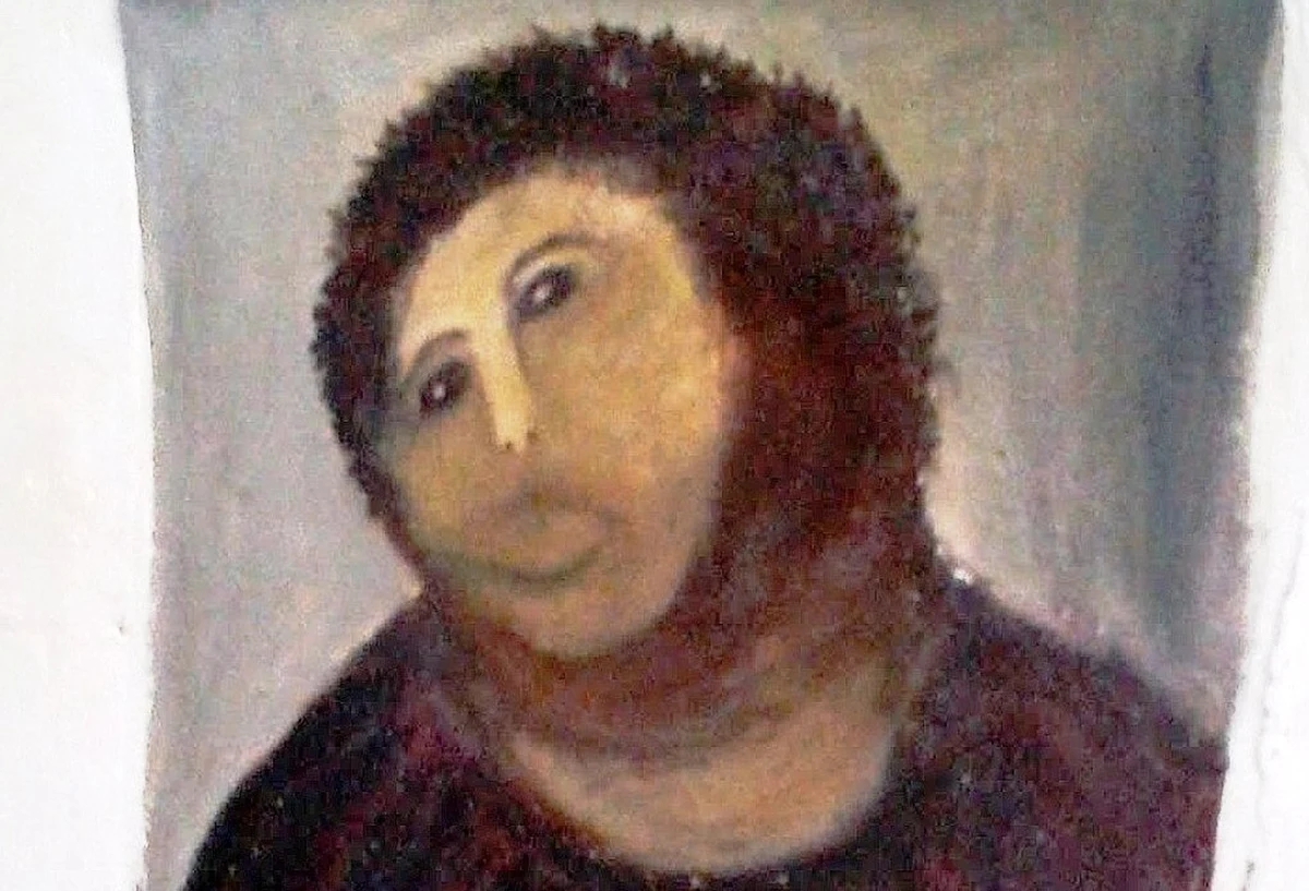 Autorka pseudorenowacji fresku w kościele w hiszpańskim miasteczku Borja sprzedaje na eBayu swoje obrazy. Zdjęcia zdeformowanego fresku obiegły internet, wywołując furorę i salwy śmiechu. 