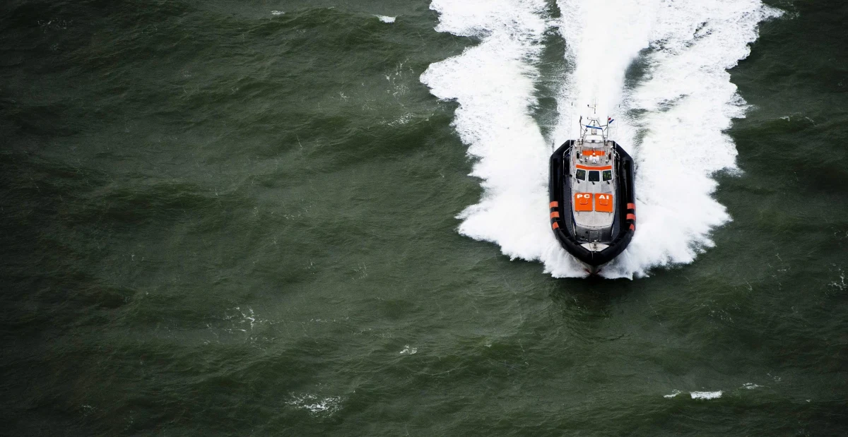 Zakończyło się przeczesywanie wraku Baltic Ace, który 7 grudnia zatonął w wyniku zderzenia z cypryjskim kontenerowcem - dowiedziała się reporterka RMF FM Katarzyna Szymańska-Borginon. Holenderskie służby ratunkowe nie odnalazły w nim ciała Polaka, który pracował na tej jednostce. O tym, że we wnętrzu statku mogą być zwłoki naszego rodaka, informowali ratowników polscy marynarze, którzy przeżyli katastrofę. 