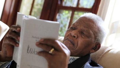Nelson Mandela spędzi święta w szpitalu
