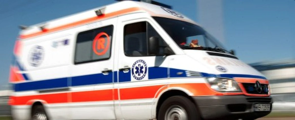 Nietrzeźwy mieszkaniec Sandomierza wezwał pogotowie, skarżąc się na dolegliwości zdrowotne. Kiedy ratownicy przyjechali na miejsce, okazało się, że 56-latek potrzebował tylko pomocy... przy otworzeniu puszki z piwem. Teraz sprawą żartownisia zajmie się sąd.